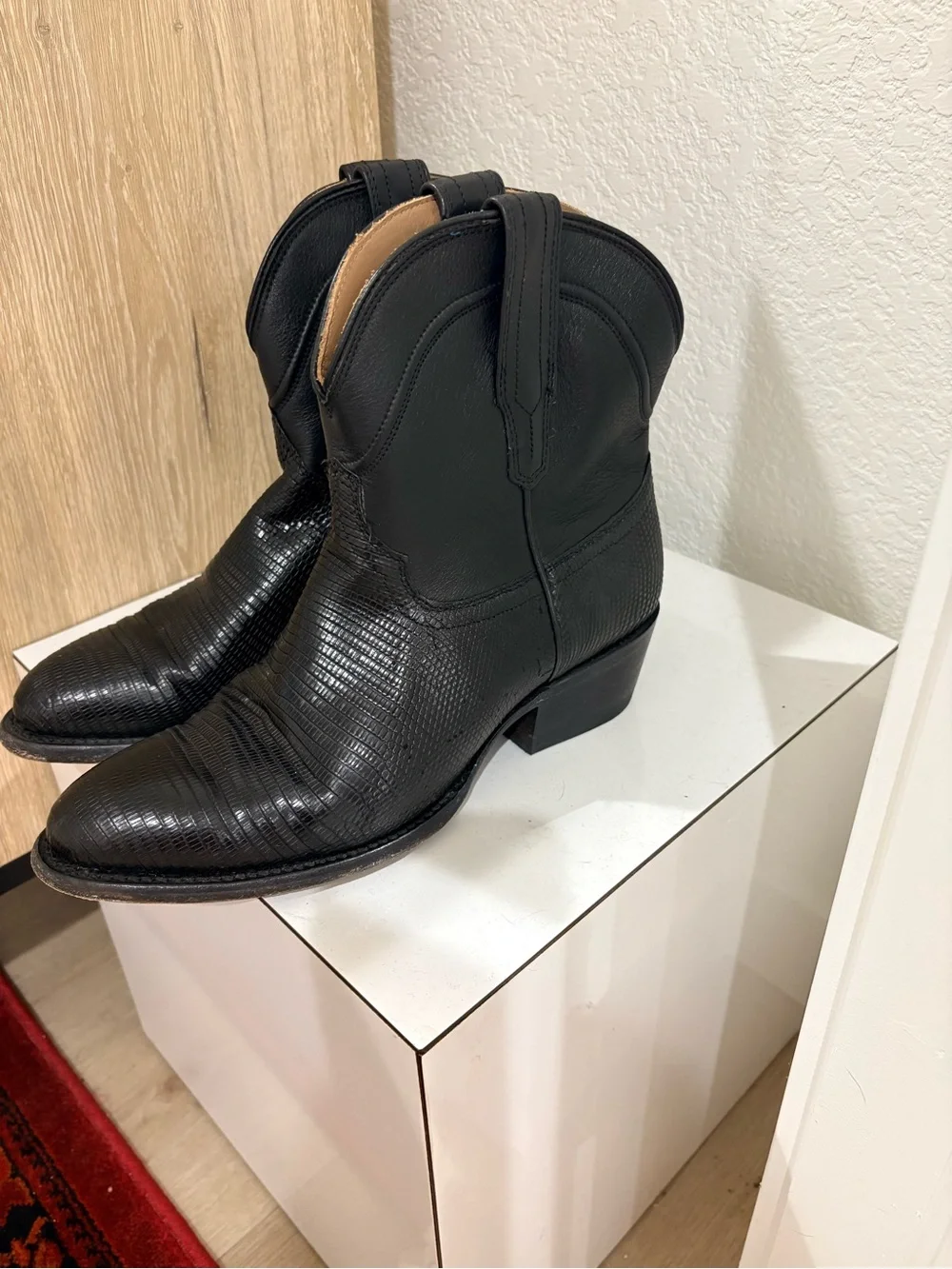Tecovas The Casey Midnight Lizard Western Booties Women’s 7.5B Black Leather